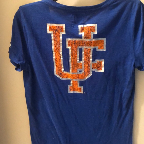 PINK Florida Gators V Neck T-shirt - Picture 3 of 4